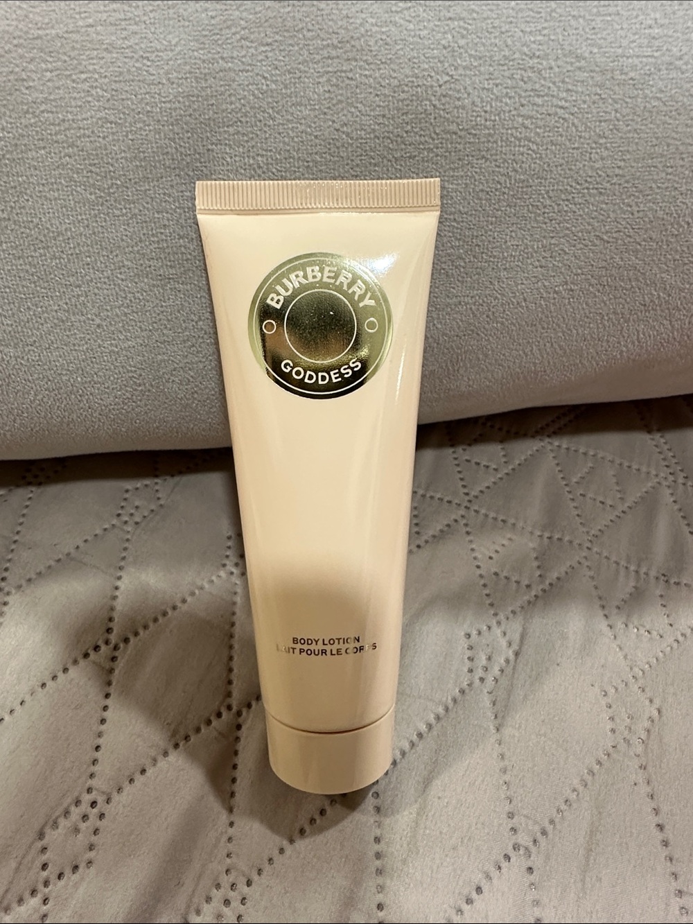 Women Perfumed Body Lotions - Picture 3 of 5